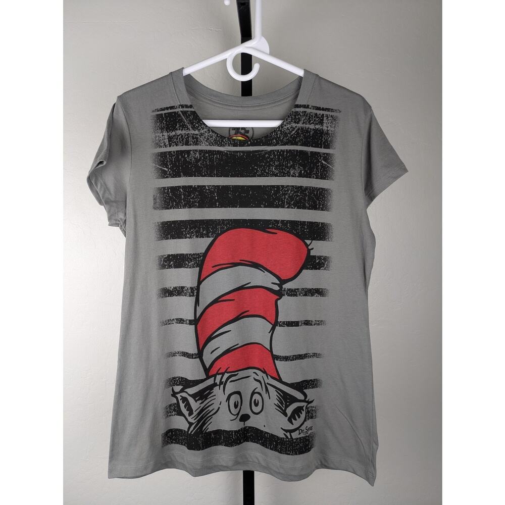 NWT Dr Suess gray Cat In The Hat Graphic Fitted T-shirt 2012
